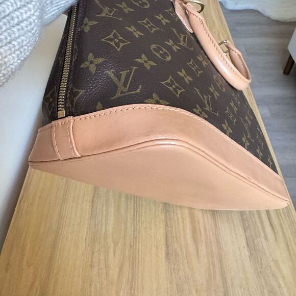 ✅AUTHENTIC✅LOUIS VUITTON ALMA PM - Picture 8 of 17
